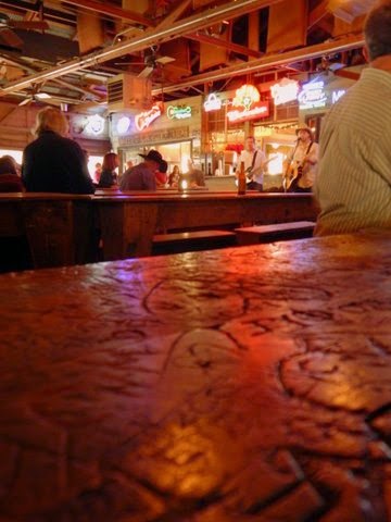 Gruene Hall: A Snake.  A Beer.  A Memory.